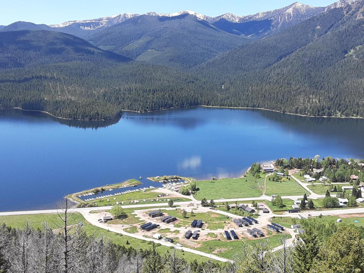 Terra Nova Cabins West Yellowstone Exterior foto